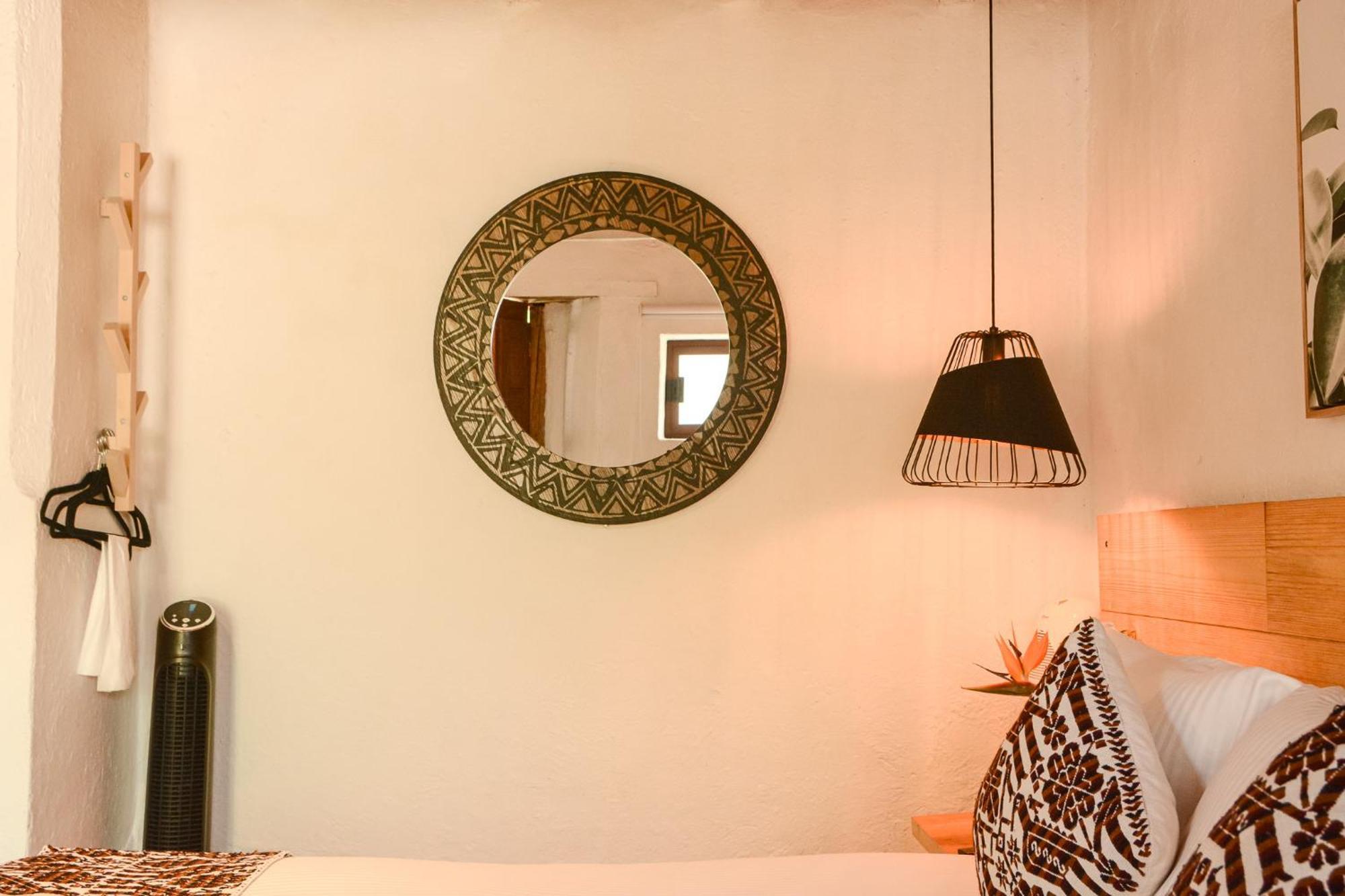 Petit Meson Hotel Valle de Bravo Bagian luar foto