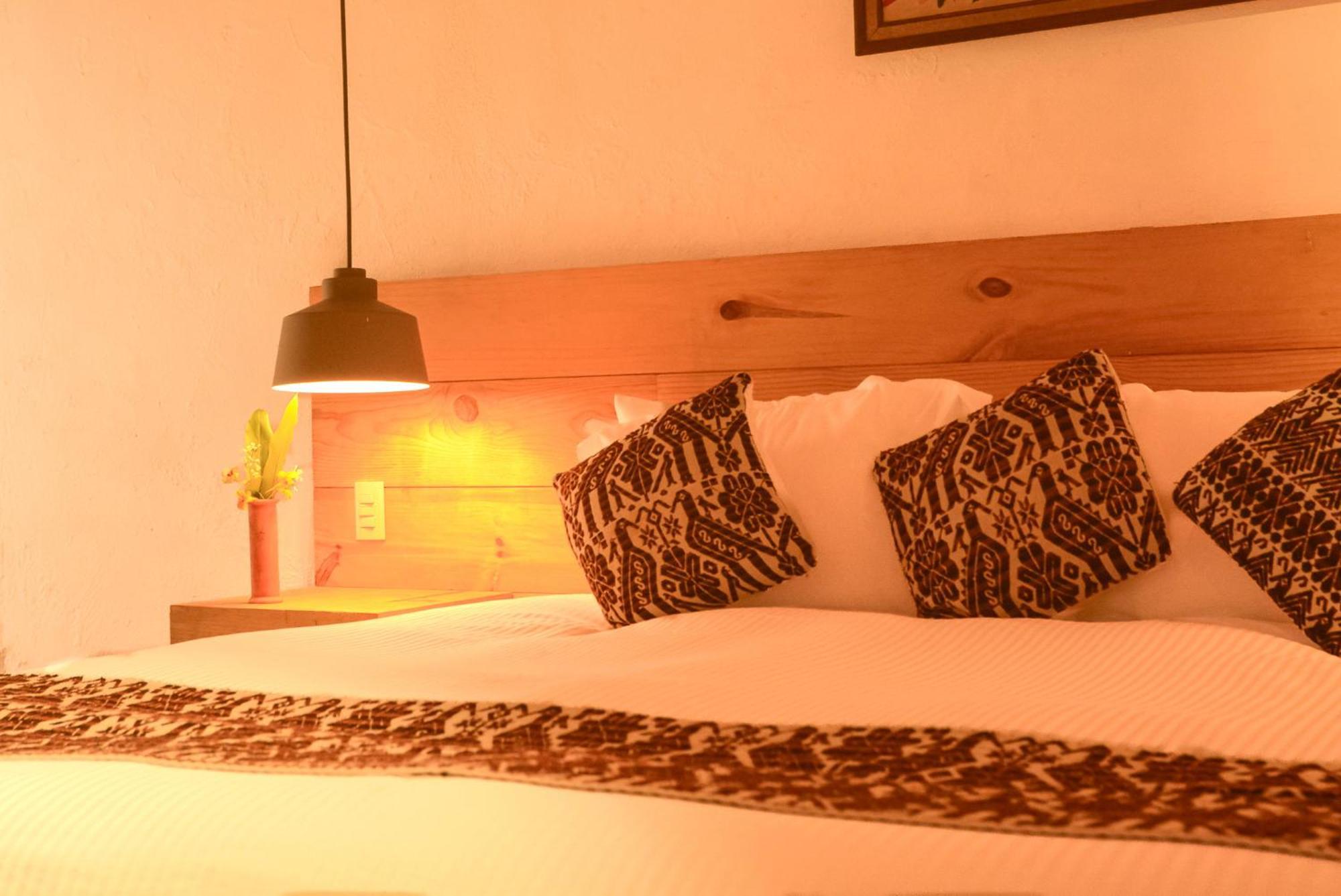 Petit Meson Hotel Valle de Bravo Bagian luar foto